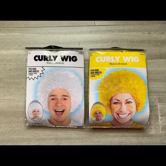 Set of 2 curly wigs