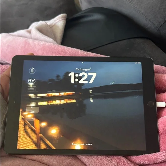 Apple Tablet - Dark Gray