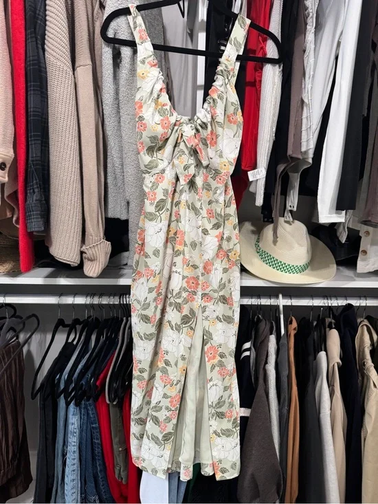 Abercrombie & Fitch Floral Maxi Dress in Cream with Pink & Green Print