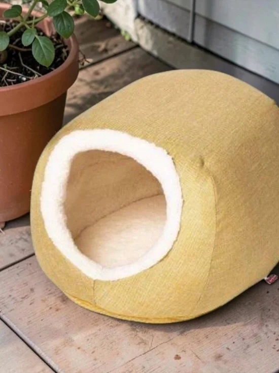 NOT FOR SALE - Boots & Barkley Sherpa Egg Nest Pet Bed Small NWOT