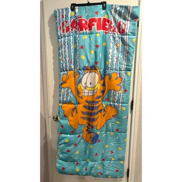 Vintage‎ 1978 Garfield Sleeping Bag and Overnight Bag Set