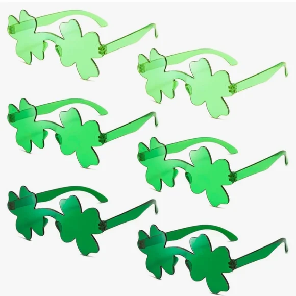 St. Patrick's Day Green Shamrock Party Glasses, 12