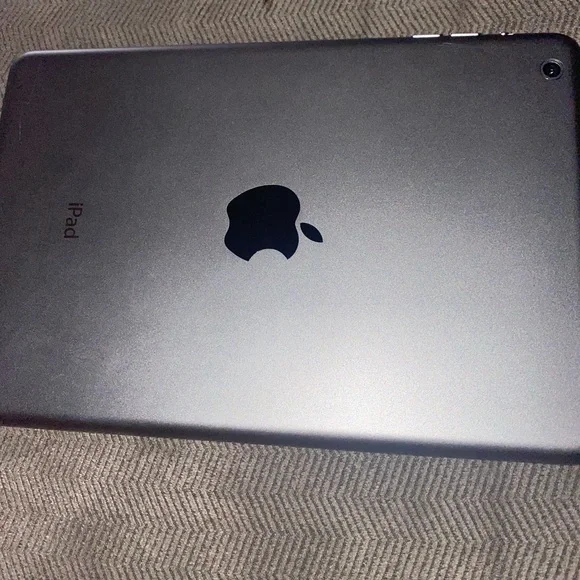 1st generation IPad mini
