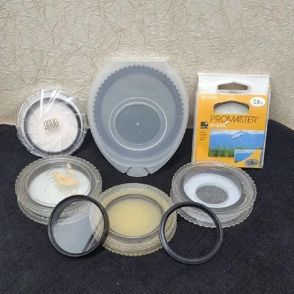 collection‎ of camera lens filters, likely used for photography