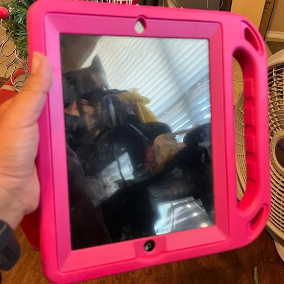 Apple iPad Metallic Silver Finish