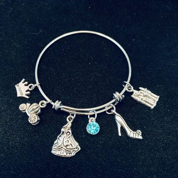 Girls Cinderella inspired bangle bracelet