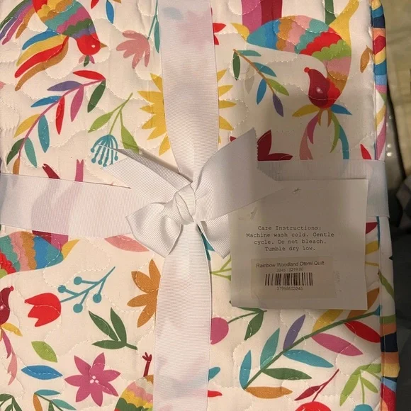 Rainbow Woodland Quilted Comforter - Multicolor Floral & Bird Print & 2 pillows!