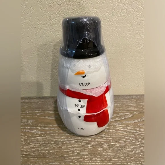 NEW Target Bullseye Playground Snowman Measuring Cups