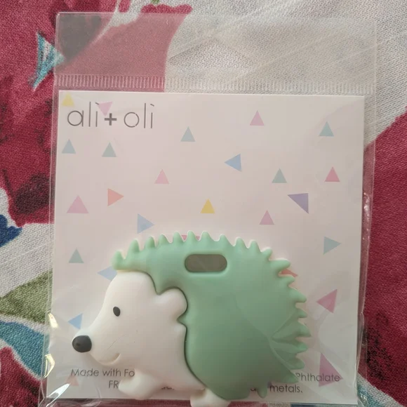 Ali+Oli Unisex Baby Hedgehog Silicone Teether White Green New