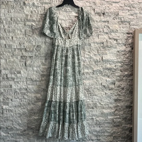 Abercrombie & Fitch Boho print Twist-Front Tiered Maxi Dress Sz-S