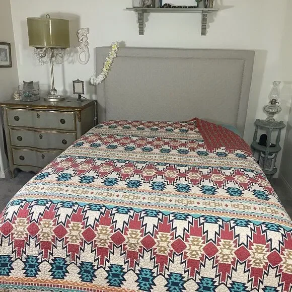 HIEnd Accent bedspread/quilt Southwestern Aztec Vtg Queen