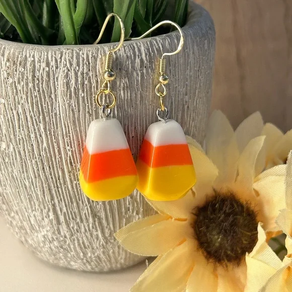 Halloween 🎃 Candy Corn Earrings