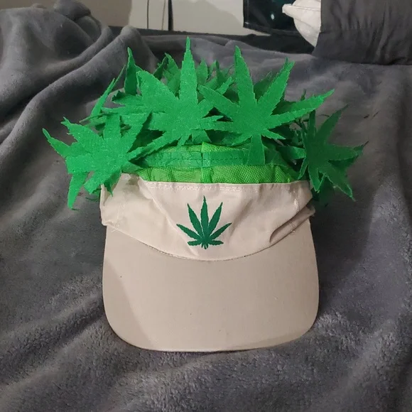 Green Leaf Visor Hat