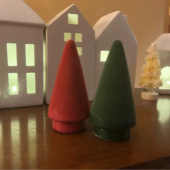 2 TARGET 🎯 Bullseye’s Playground Mini Velvet Ceramic Trees