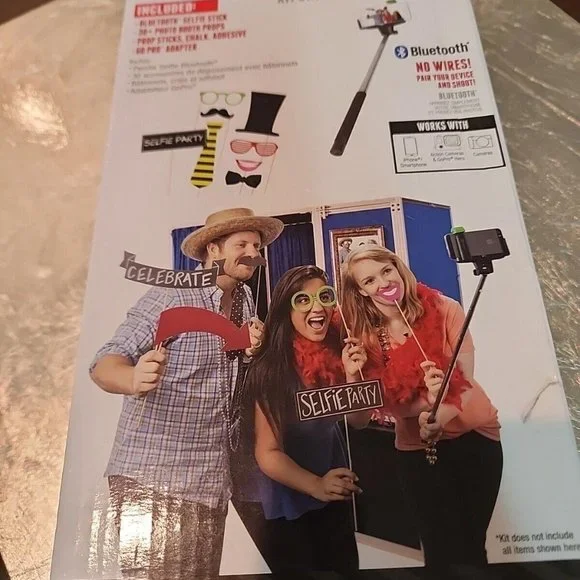 Selfie Bluetooth Stick - Party Photo Booth Kit 30 Props