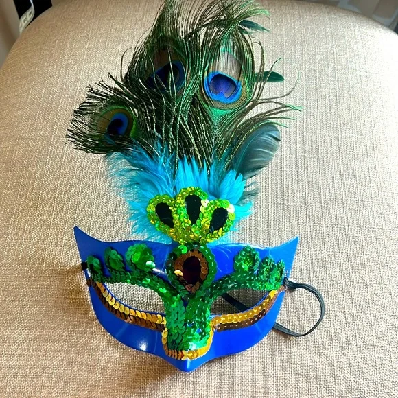 PEACOCK MASQUERADE MASK