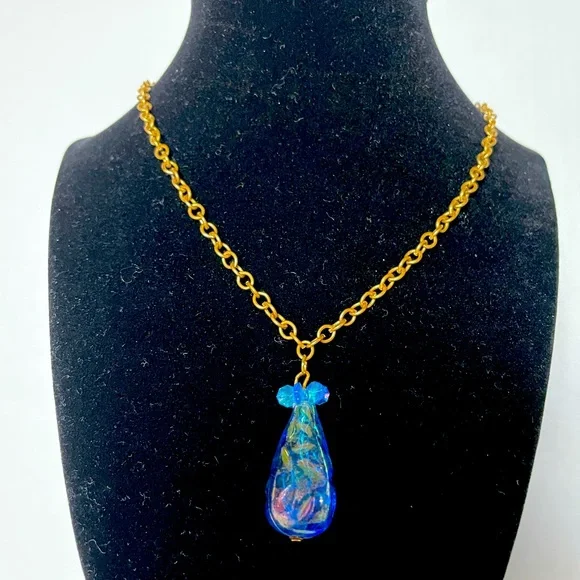 Acrylic blue drop pendant with fashion chain, beige and gray faux pearl