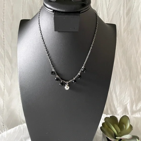 Black bead dangling, thick gold tone chain choker with extender -2 strands