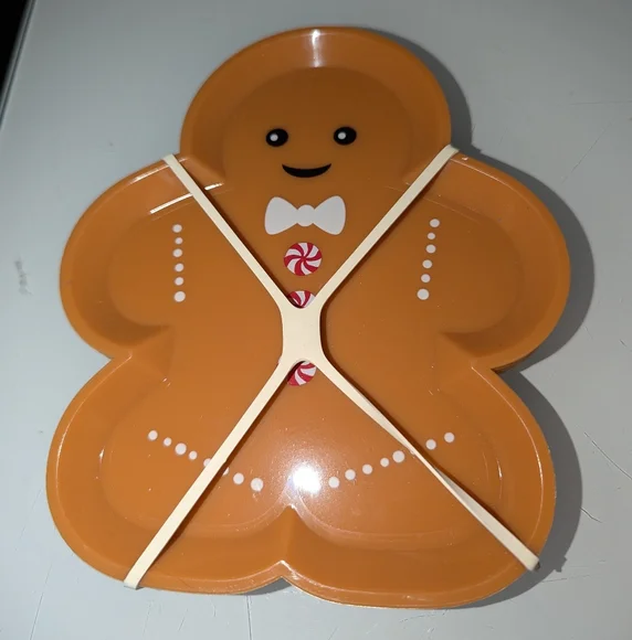 🌲 Target Bullseye Gingerbread Christmas Plate Set Of 4 2023
