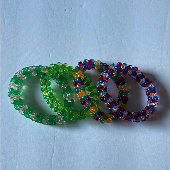 Colorful acrylic Beaded Kids stretchy Bracelets Set - 6 pcs