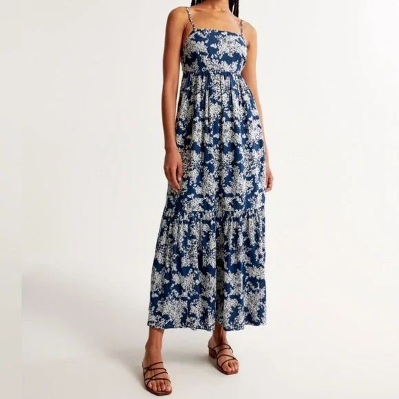 *NWT* Abercrombie & Fitch Low Back Floral Maxi Dress with Pockets