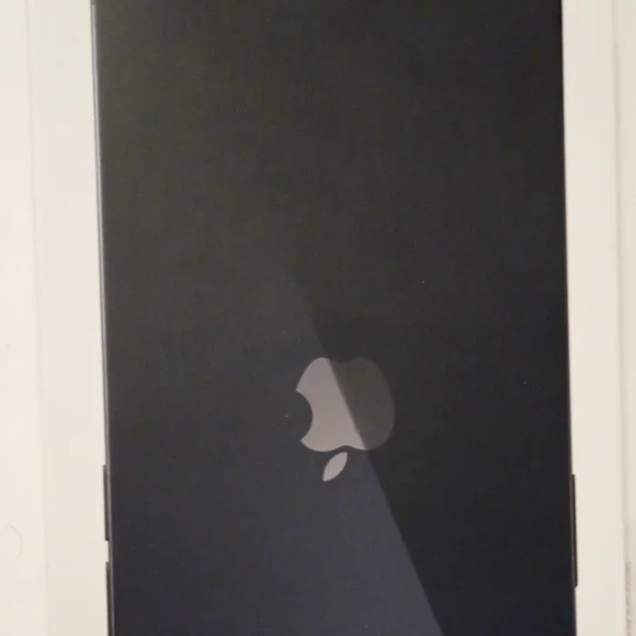 Apple Black Tablet Sleek Design