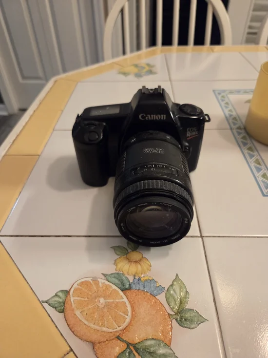 Canon EOS Rebel Camera - Rebel Sigma 28 - 80 Lens