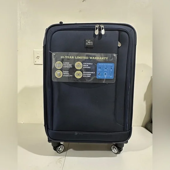 Elegant Navy Spinner Suitcase with Warranty