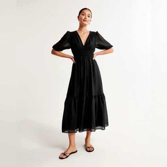 Abercrombie Floaty plunge midi/maxi dress NWT Size S Tall lined
