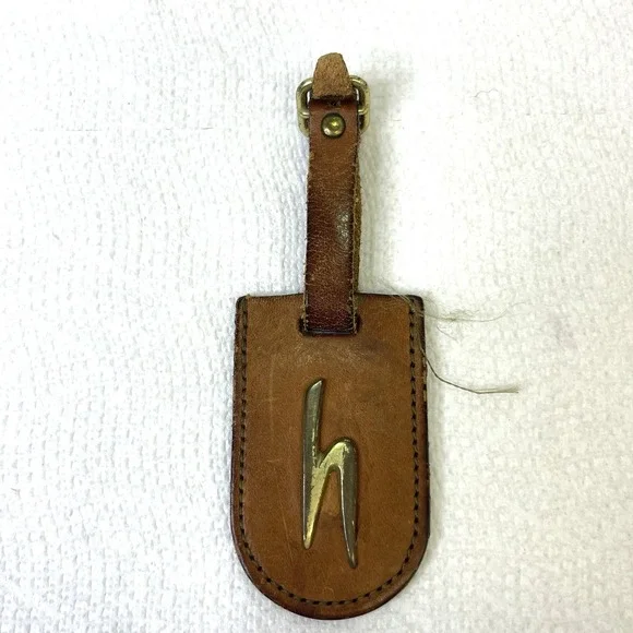 Hartmann Luggage Tag Leather Brown hang tag with buckle 2-3/4