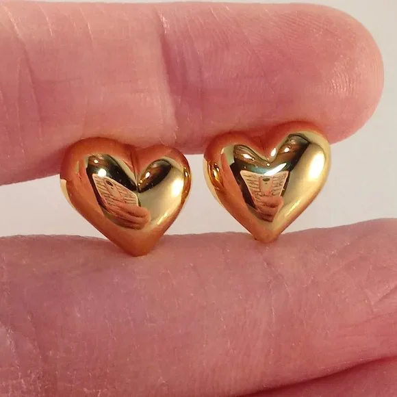 18K Yellow Gold Filled Small Smooth Heart Hoop Huggie Earrings Party Gift