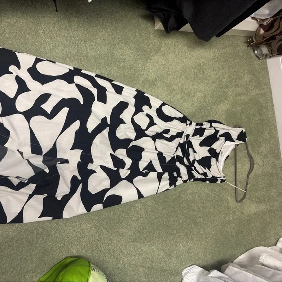 Abercrombie & Fitch Black and White Maxi Dress