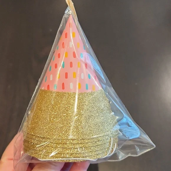 SPRITZ mini party hats, s/6 NEW