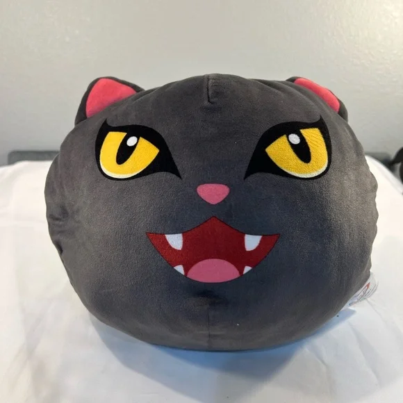 Black Scaredy Cat From North West