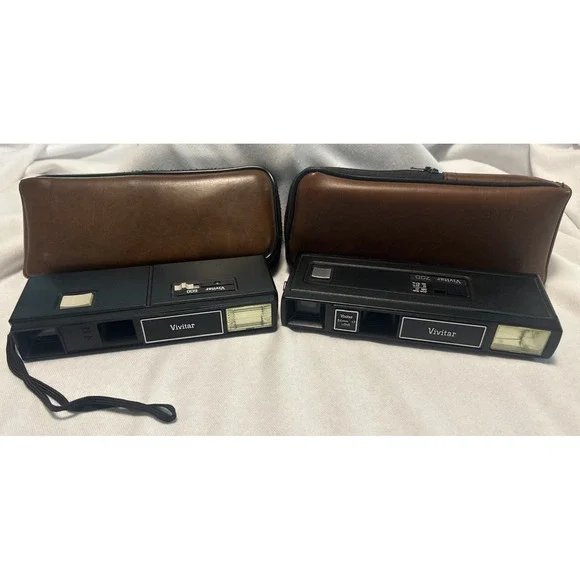 Vivitar 600 and 700 Vintage 110 Film Pocket Cameras with Brown Cases Lot of 2