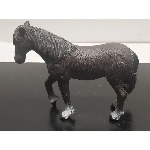Terra by Battat Horse - 5 Inch all Black Horse with white by hooves
