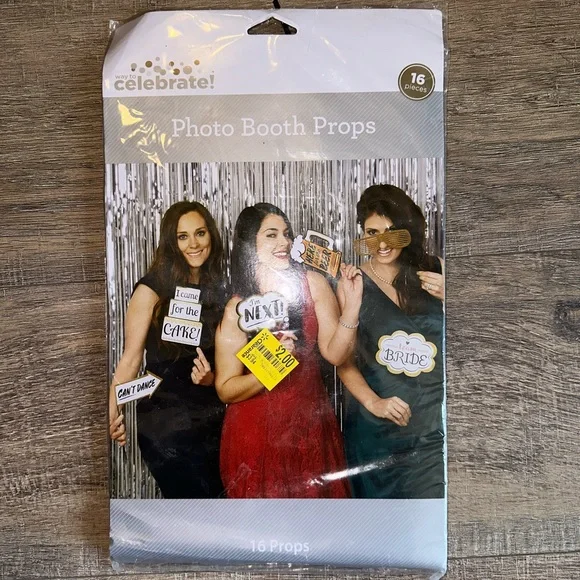 Way to celebrate wedding Photo Booth props