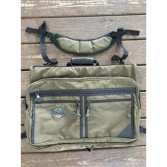 Kelty Pangaea Convertible Garment Bag Travel Luggage Tri Fold Green Zip Pockets