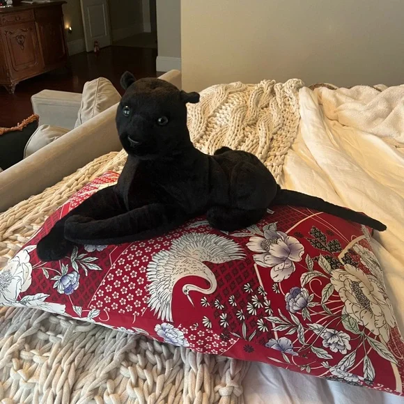 Black Panther Plush Stuffed Toy Lifelike Elegant Bed Style