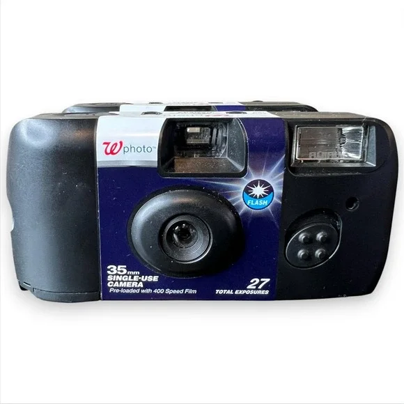 2 Walgreens WPhoto 35mm Single Use Disposable Cameras Flash 27 Exposures EXPIRED