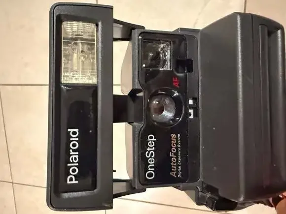 Vintage Polaroid OneStep AutoFocus 600 Instant Film Camera Digital Exposure Syst