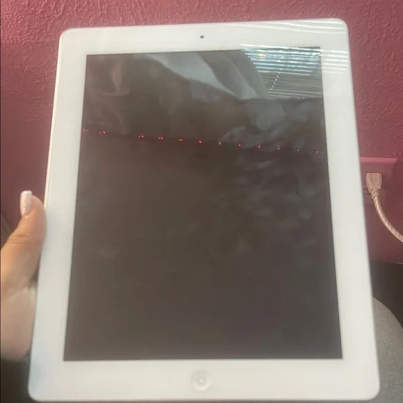 Apple Silver iPad Sleek Design Tablet
