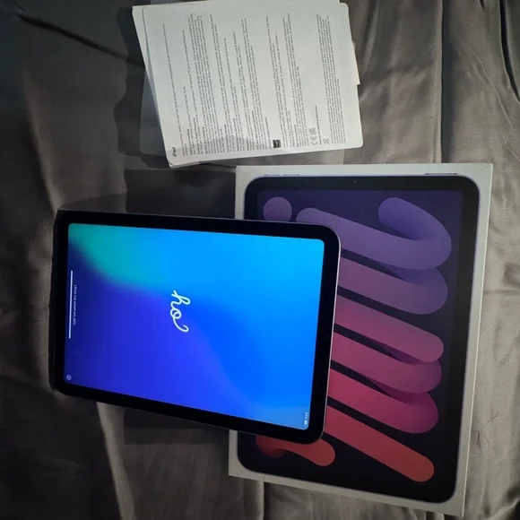 Apple Black Tablet Advanced Display Premium Design