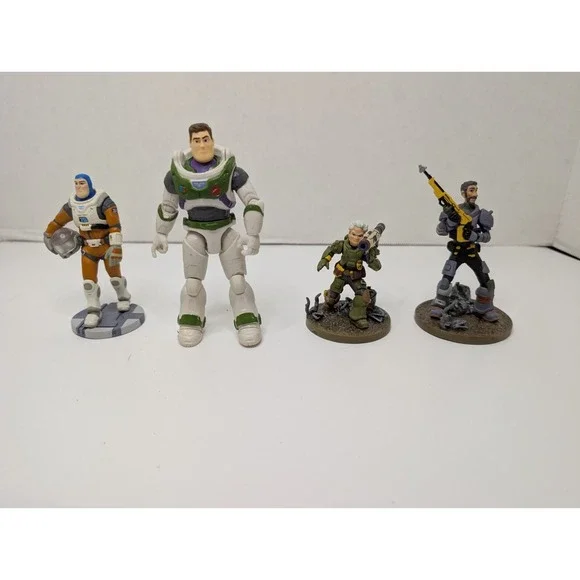 Disney Pixar‎ Lightyear 4 Pack Figurine Playset As Is Assortment Buzz