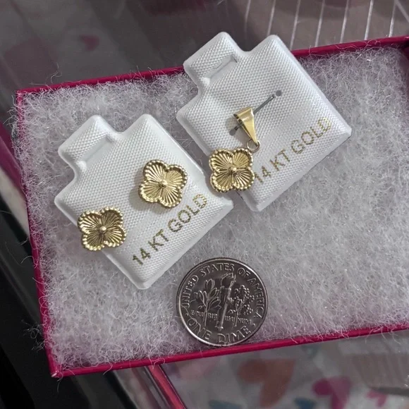 14K Gold Kids Flower Pendant and Earrings Set