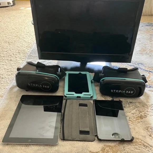 Utopia 360 VR Headsets and Tablets Set