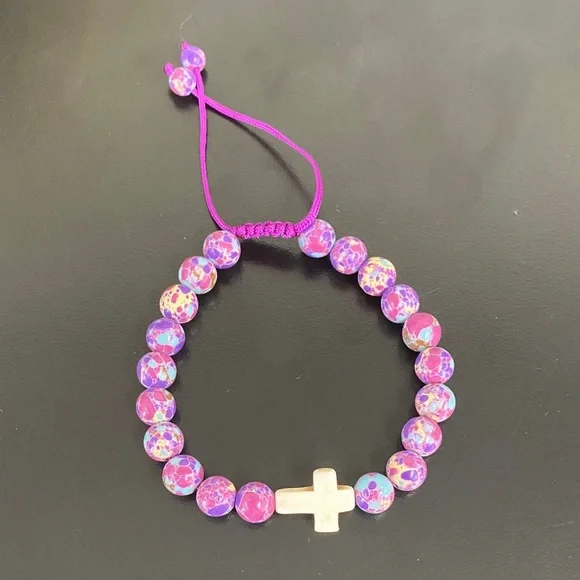 🆕Kids Pink Beaded Bracelet with Cross Charm