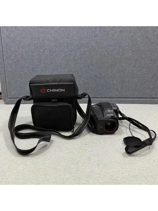 Chinon Genesis 35mm Camera Zoom Macro Point Shoot Black w Case Vintage