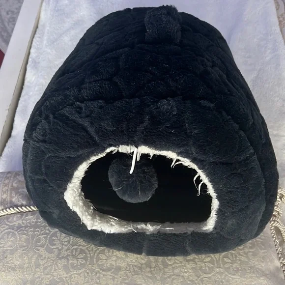 Kitten bed