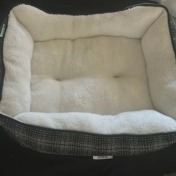 Cat bed